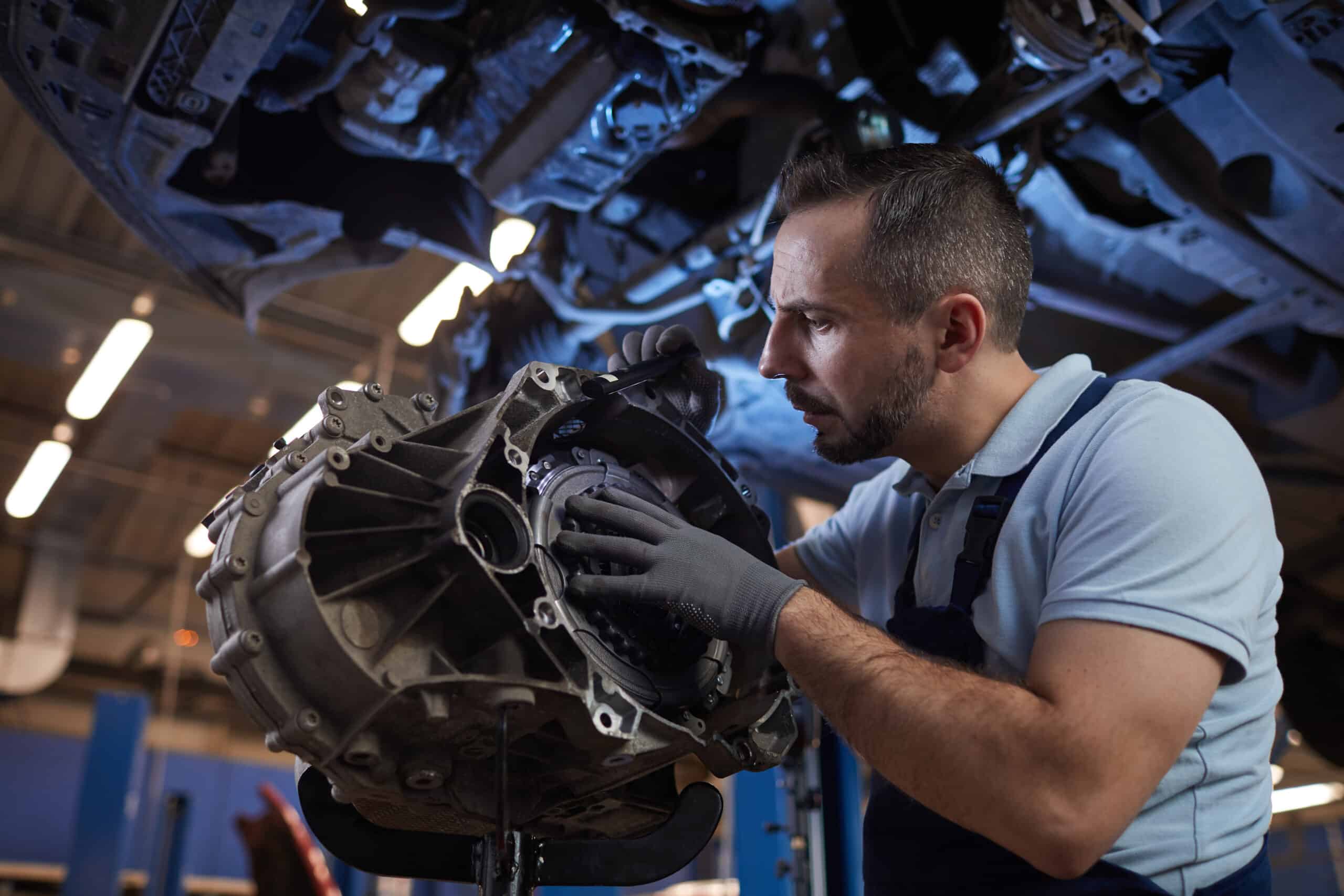 JLM Fixing cars